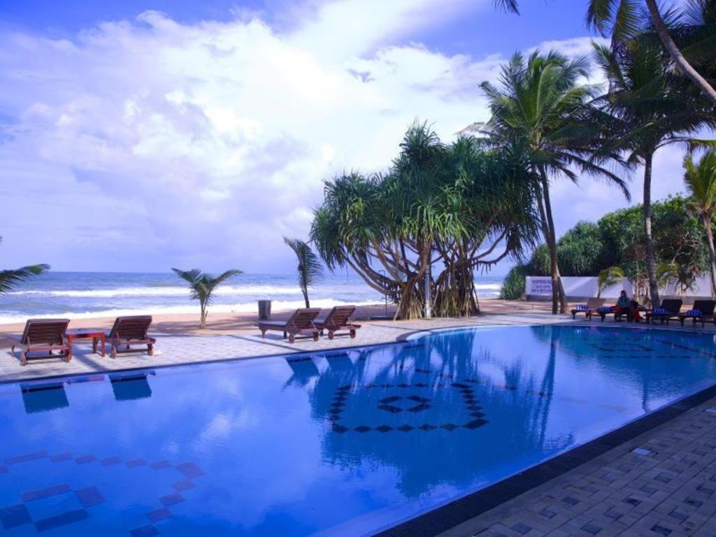 בנטוטה Whispering Palms Hotel מראה חיצוני תמונה