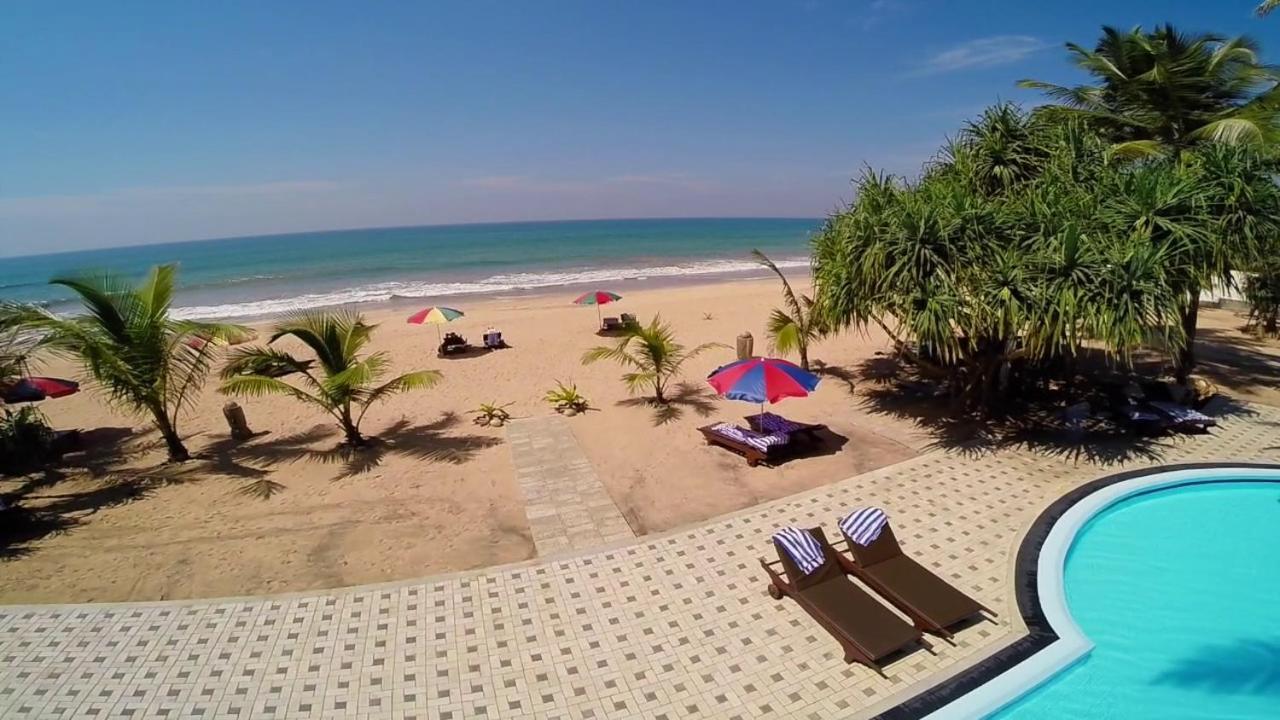 בנטוטה Whispering Palms Hotel מראה חיצוני תמונה